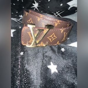 Louis Vuitton belt